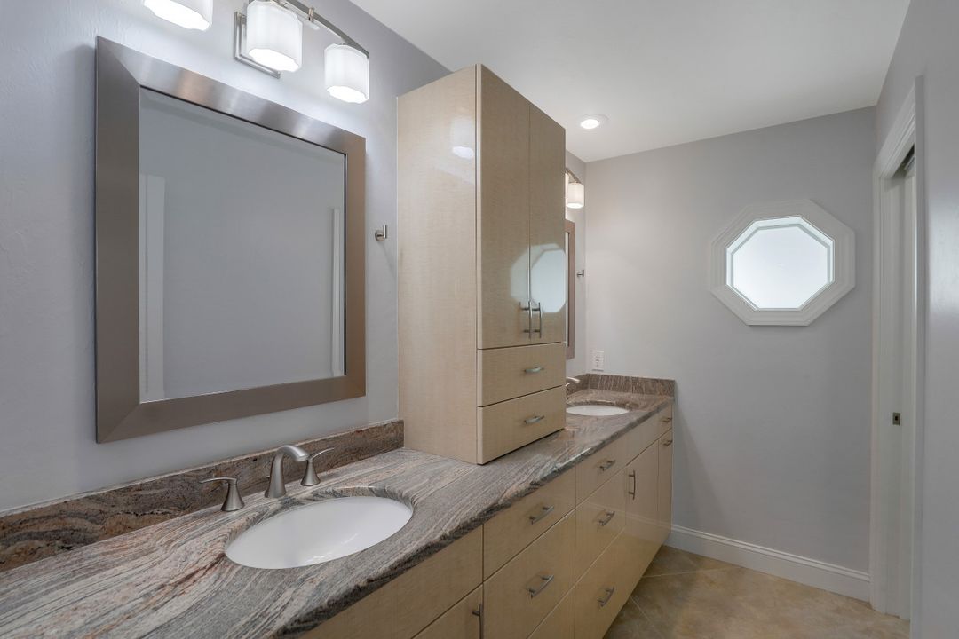 128 Coral Vine Dr, Naples, FL 34110