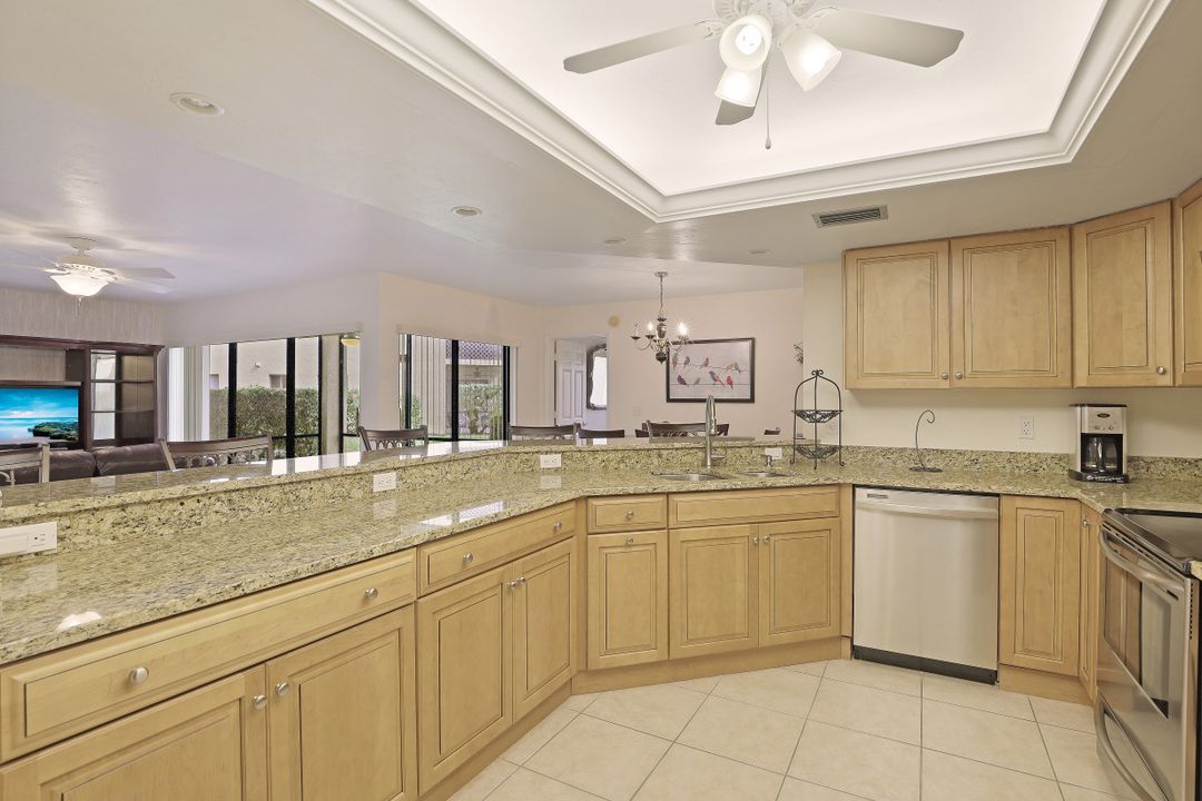 571 Beachwalk Cir #104, Naples, FL 34108