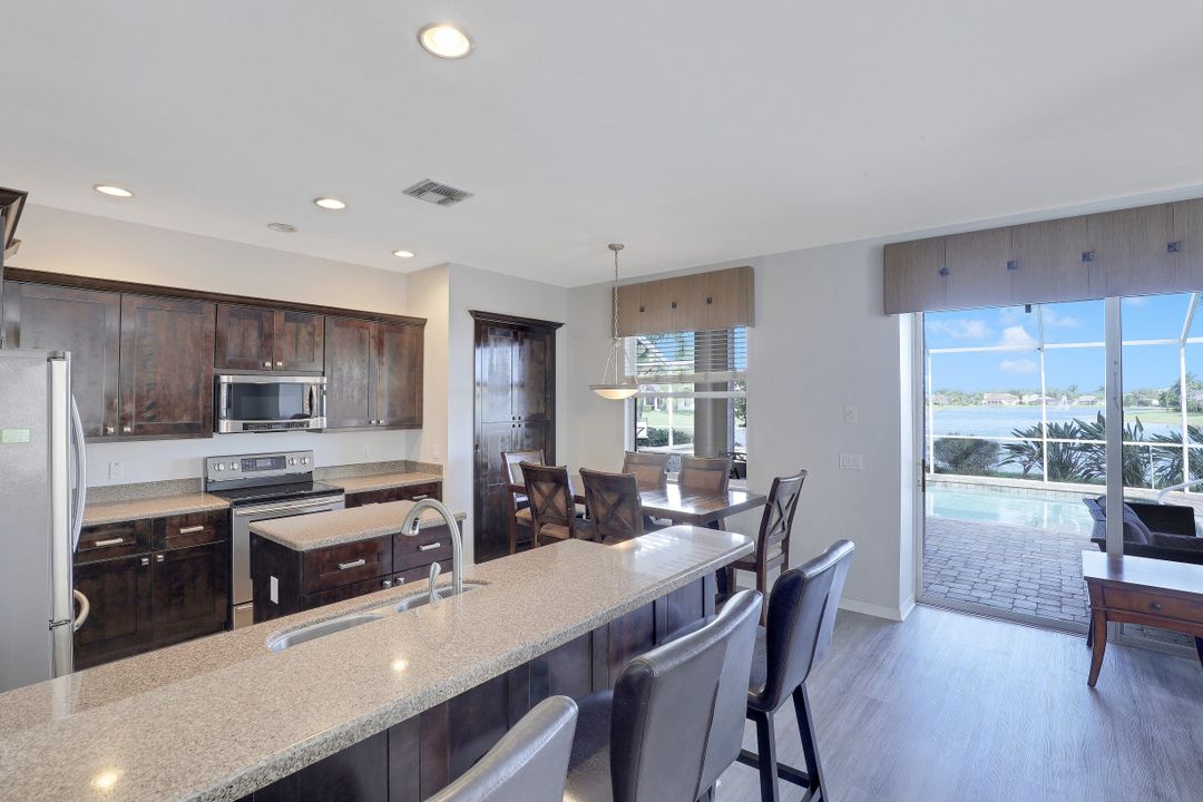 9051 Pittsburgh Blvd, Fort Myers, FL 33967