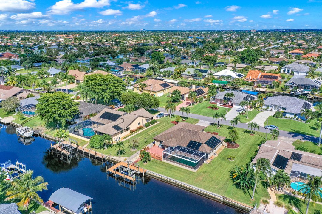 5228 SW 11th Pl, Cape Coral, FL 33914