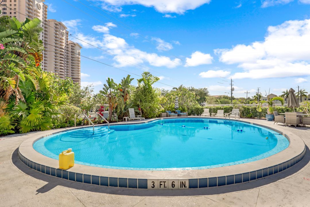 1900 Clifford St #603, Fort Myers, FL 33901