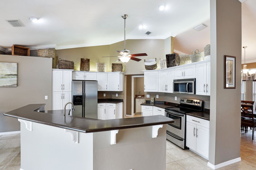 5327 SW 21st Pl, Cape Coral, FL 33914