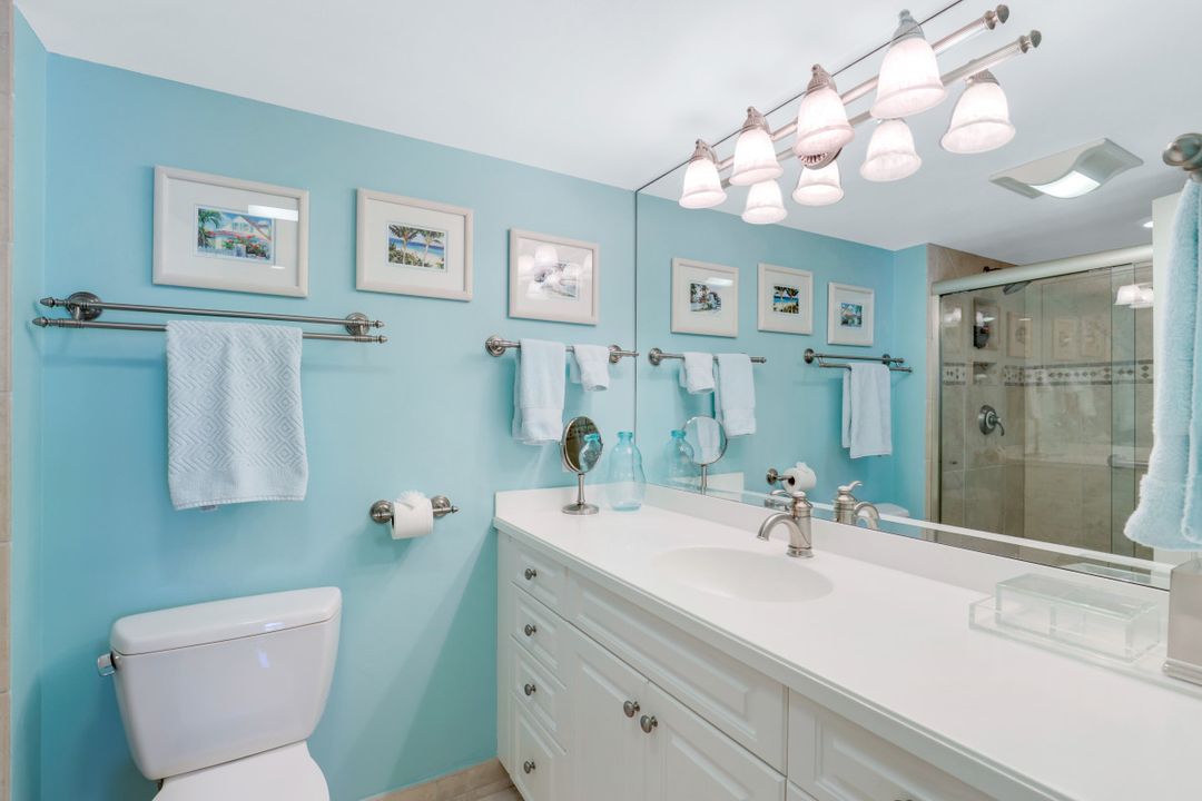 2701 Gulf Shore Blvd N, Villa #3, Naples, FL 34103