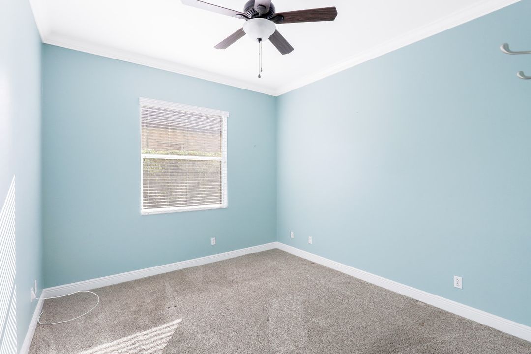 3304 Potomac Ct, Naples, FL 34120