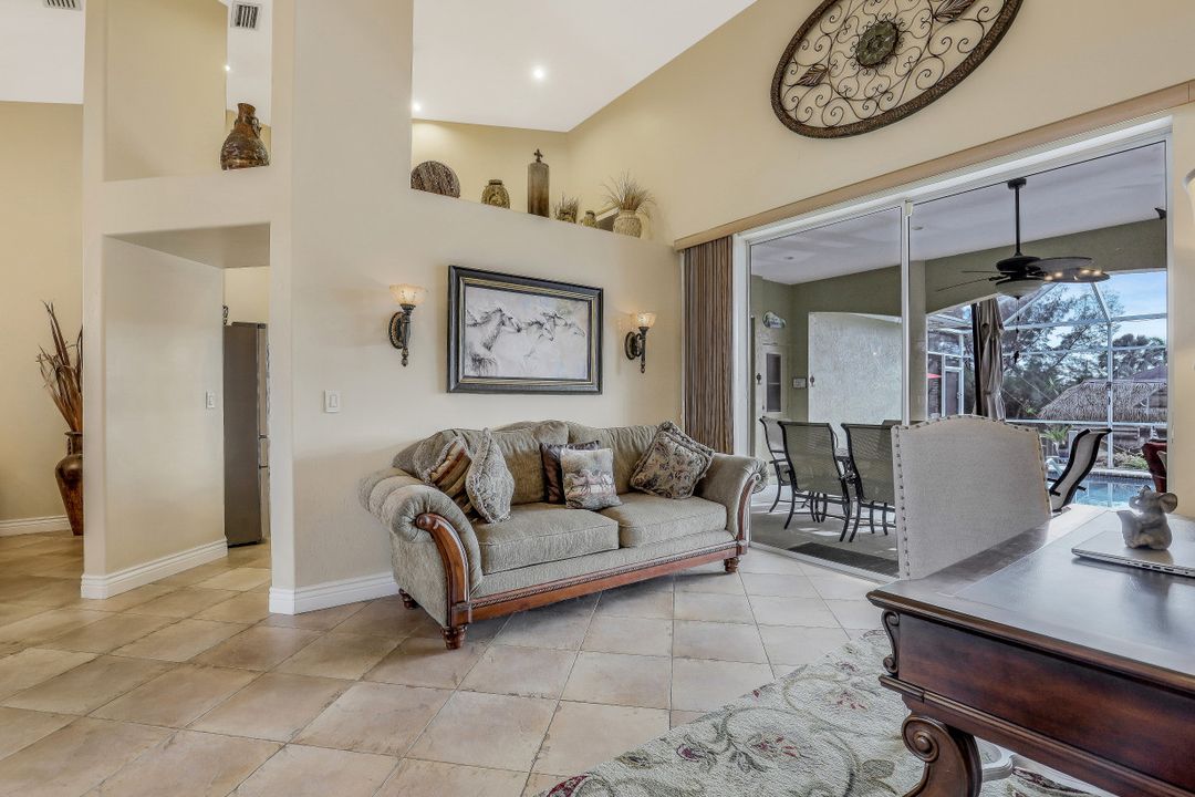 5315 SW 25th Pl, Cape Coral, FL 33914