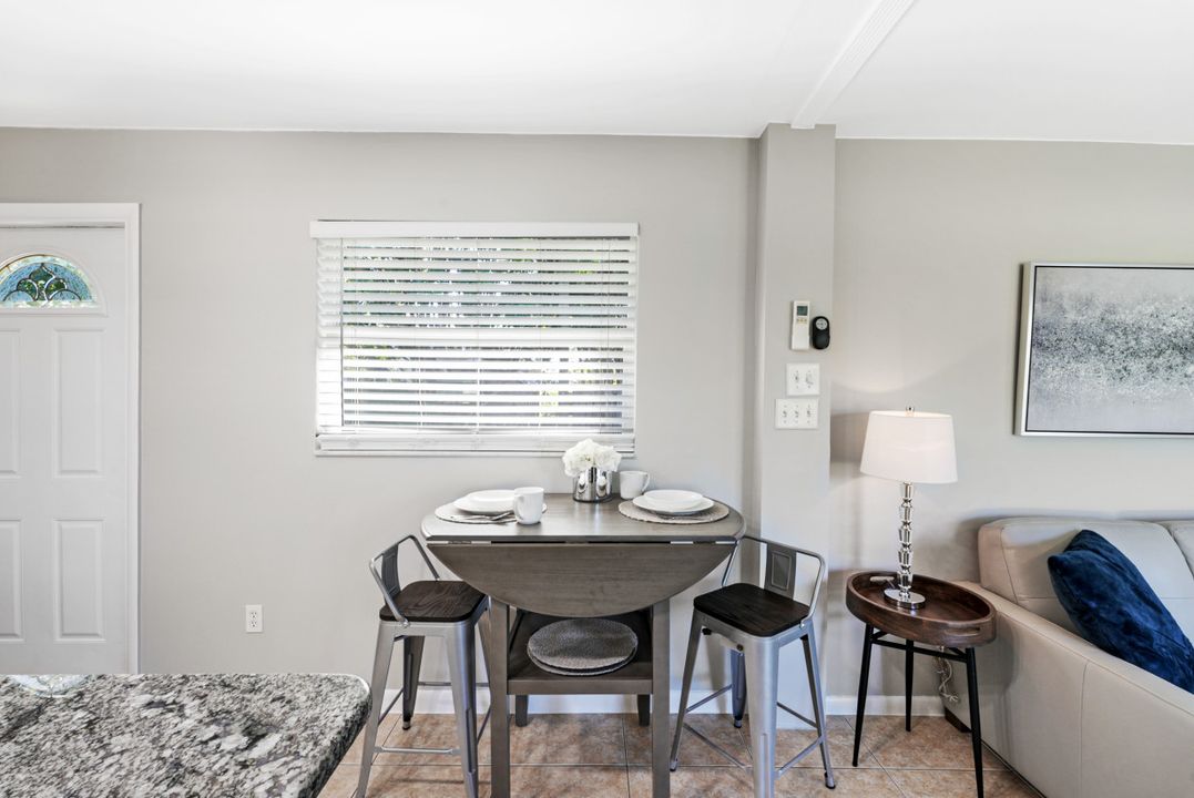 10095 7th St N #1, Naples, FL 34108