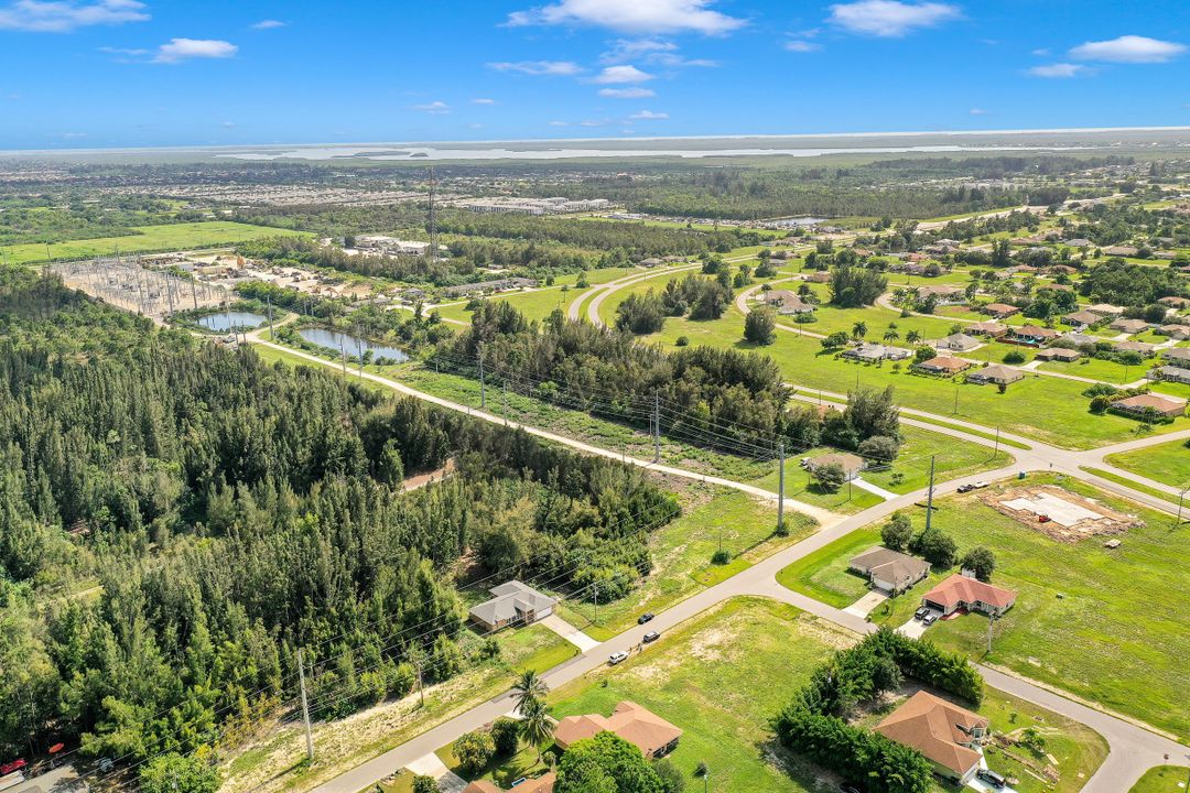 2254 SW 4th St, Cape Coral, FL 33991