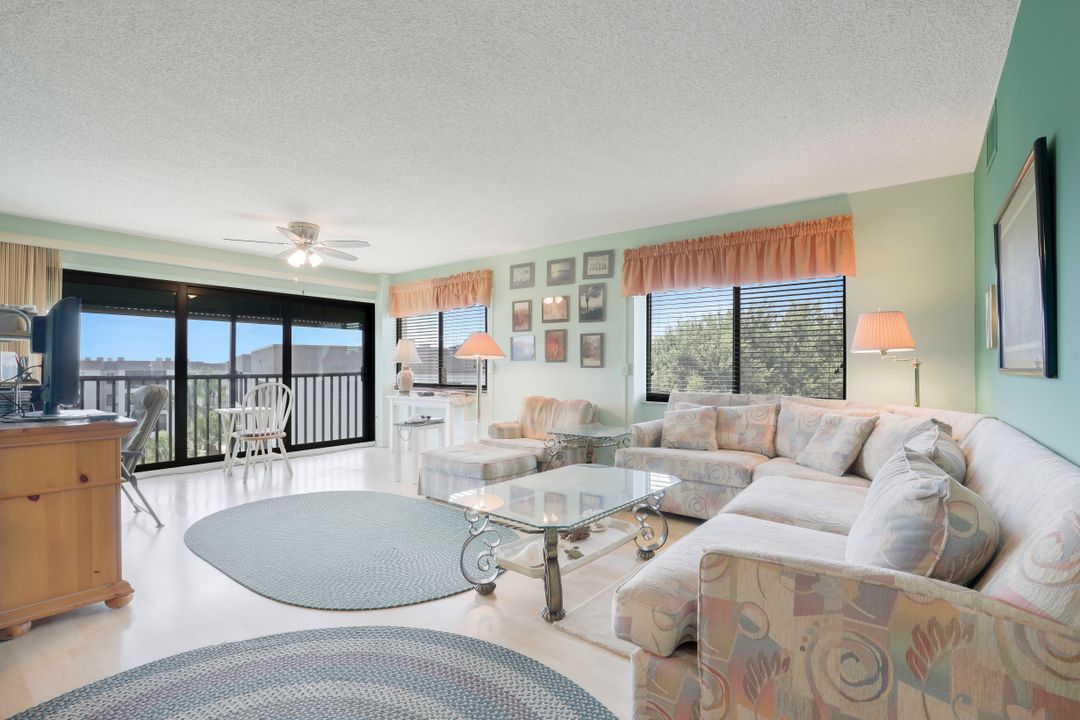 7406 Lake Breeze Dr APT 519, Fort Myers, FL 33907