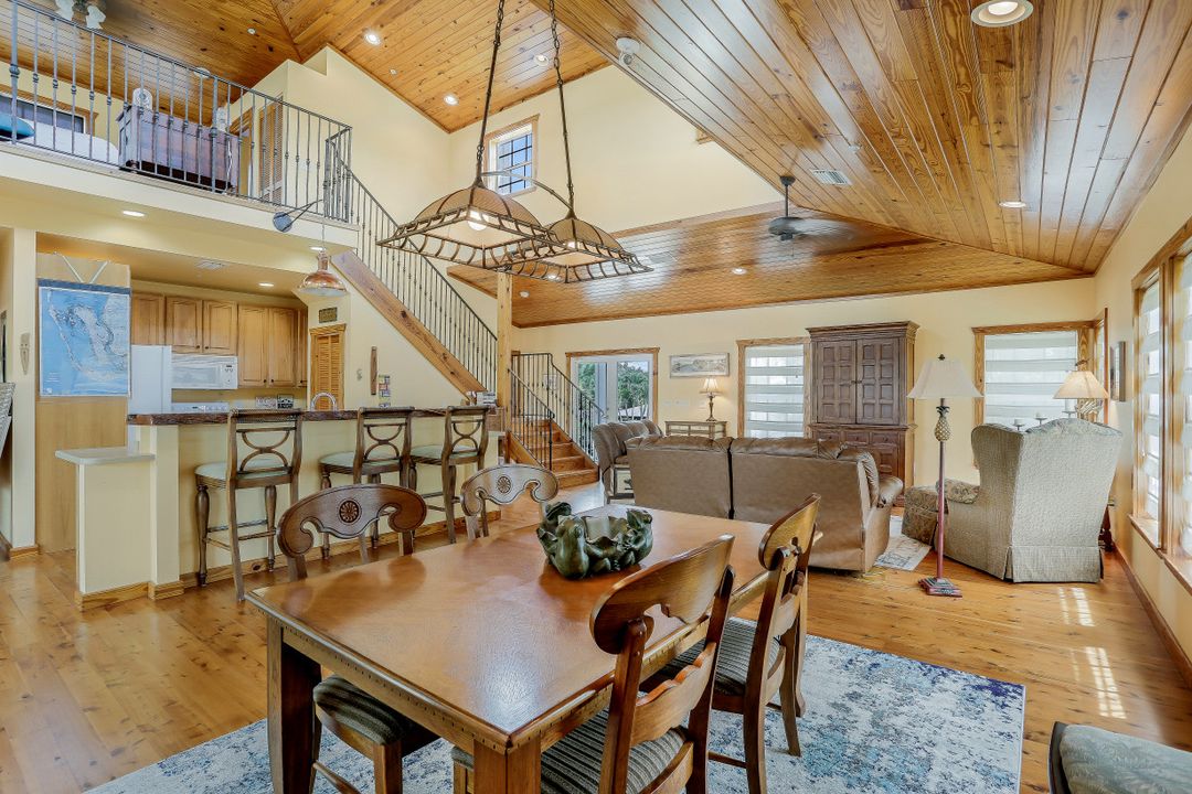 5200 Genesee Pkwy, Bokeelia, FL 33922