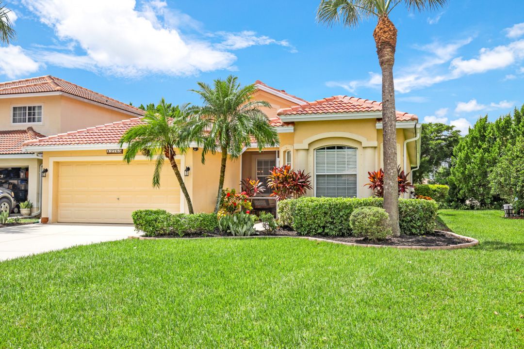 12765 Ivory Stone Loop, Fort Myers, FL 33913