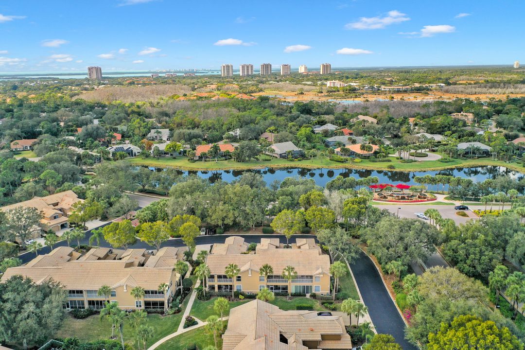 24827 Lakemont Cove Ln #203, Bonita Springs, FL 34134