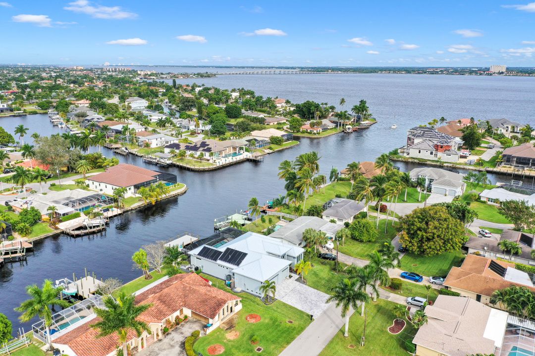 1131 Lucerne Ave, Cape Coral, FL 33904