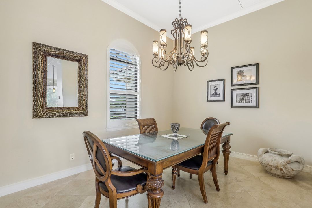 160 Copperfield Ct, Marco Island, FL 34145