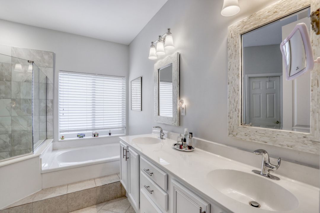 1968 Timarron Way, Naples, FL 34109