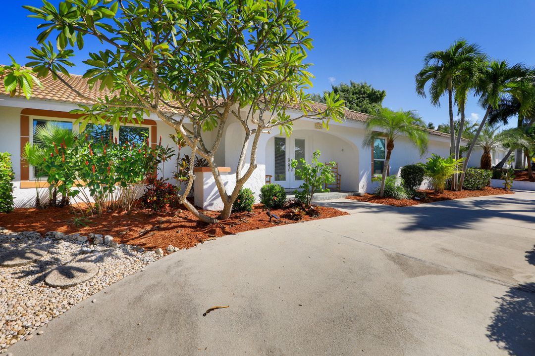 1636 Ludlow Rd, Marco Island, FL 34145