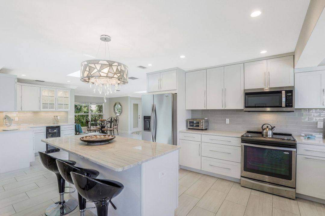 206 Dan River Ct, Marco Island, FL 34145