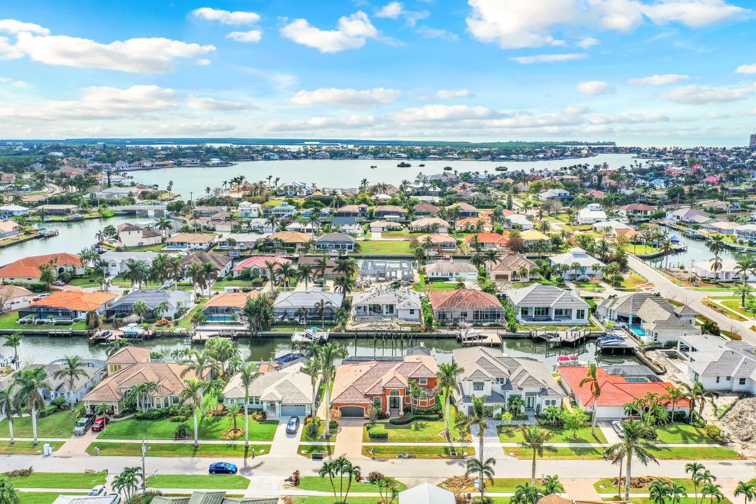 1631 Begonia Ct, Marco Island, FL 34145