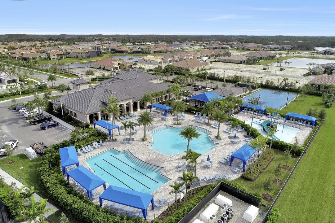 11571 Meadowrun Cir, Fort Myers, FL 33913