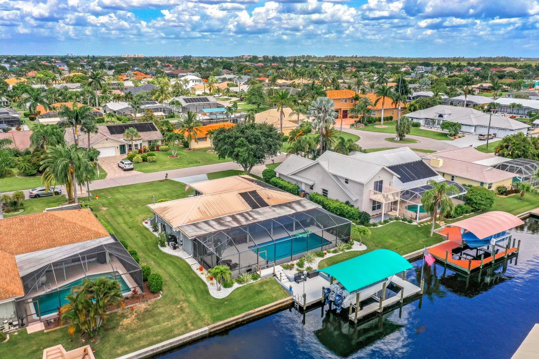 5328 SW 10th Ave, Cape Coral, FL 33914