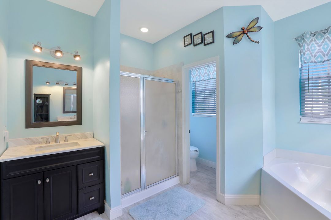 84 Burnt Pine Dr, Naples, FL 34119