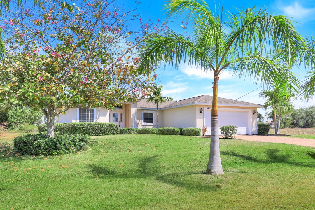 1723 SW 31st Ln, Cape Coral, FL 33914