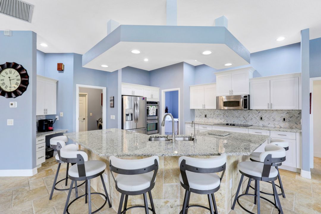 2511 SE 19th Ave, Cape Coral, FL 33904