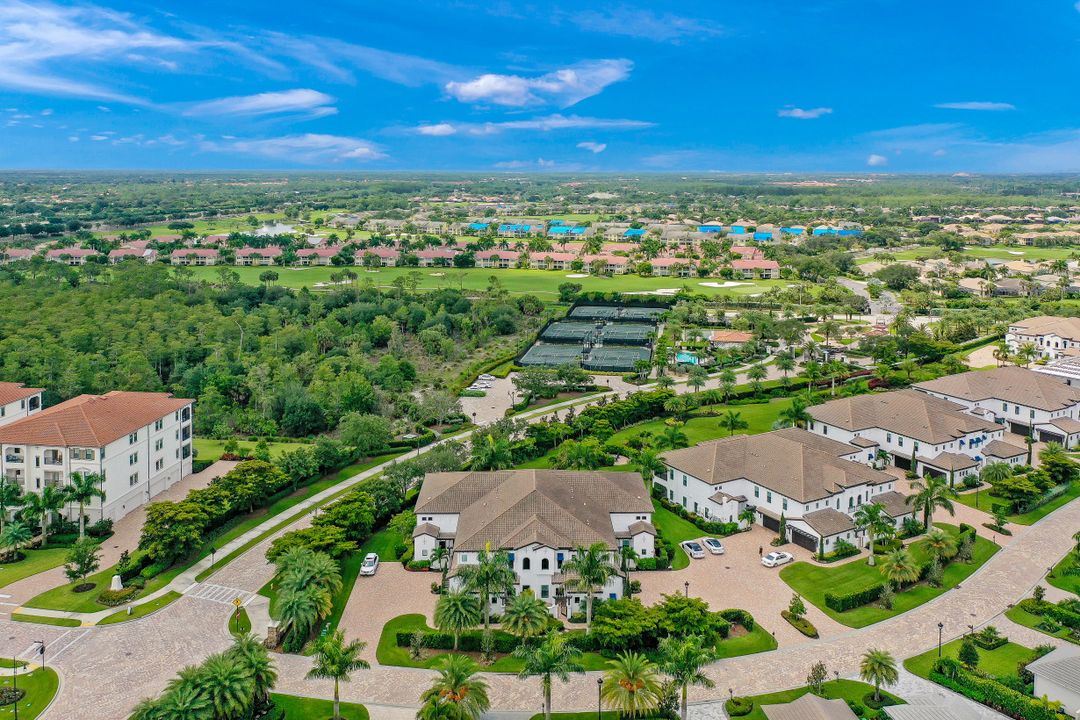 16394 Corsica Way #1-202, Naples, FL 34110