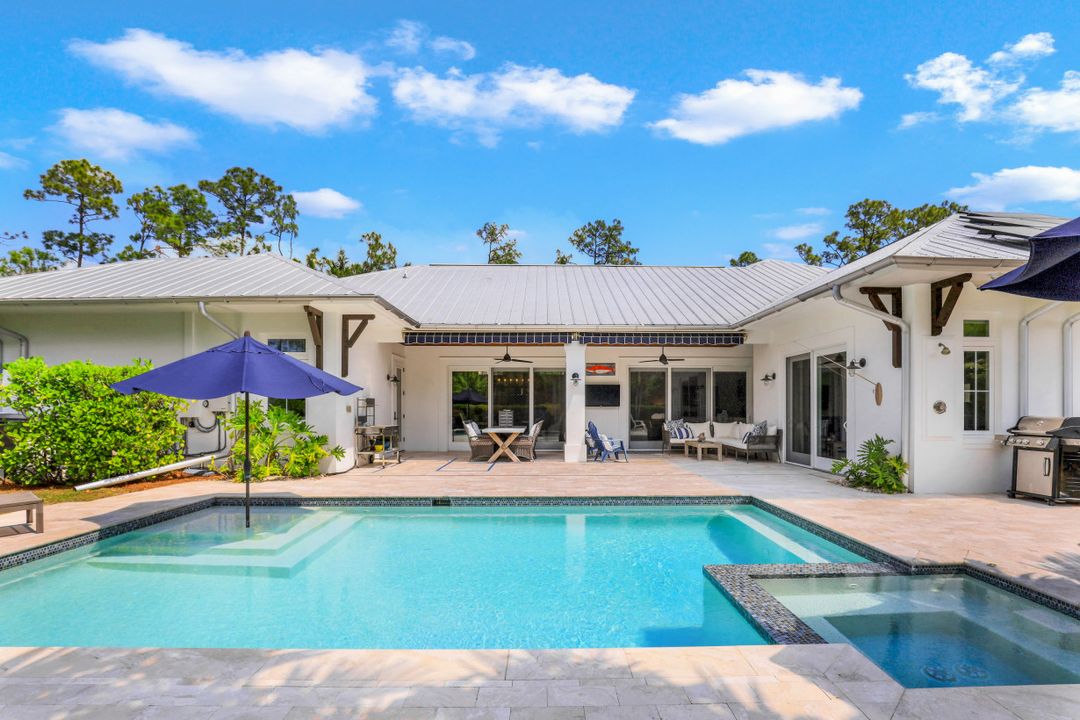 6730 Daniels Rd, Naples, FL 34109