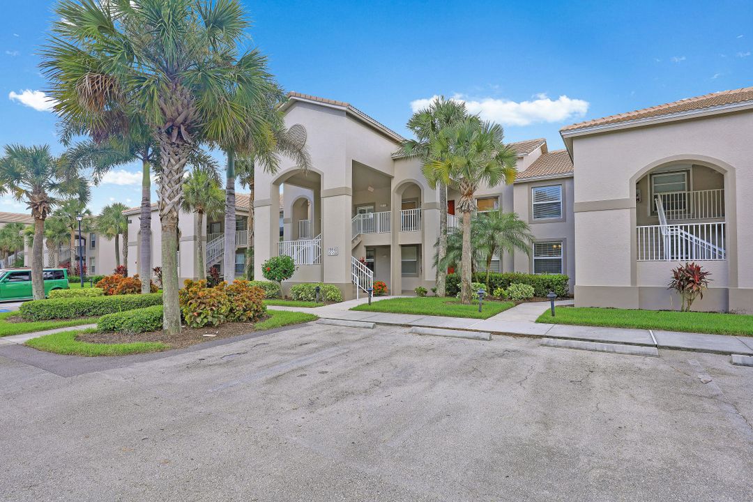 19910 Barletta Ln #1515, Estero, FL 33928