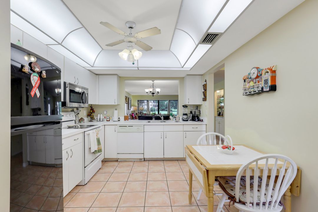 400 Misty Pines Cir #101, Naples, FL 34105