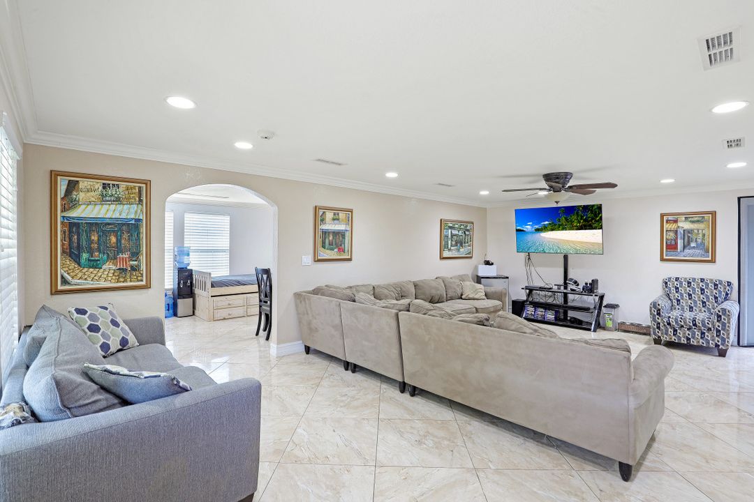 3505 20th St SW, Lehigh Acres, FL 33976