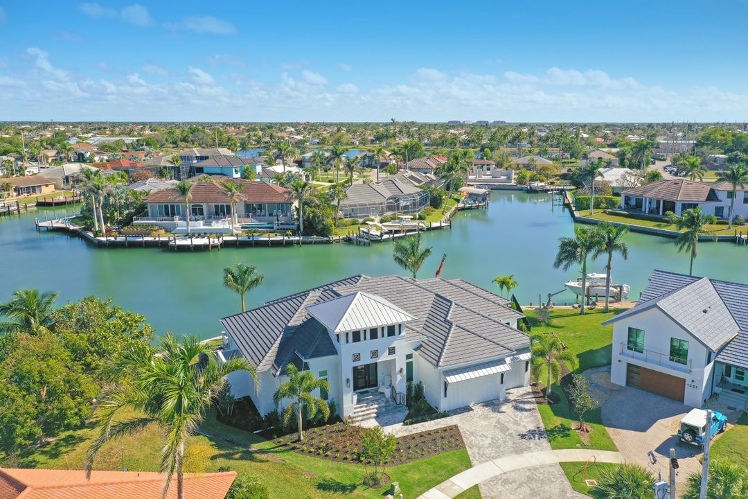 1250 Spanish Ct, Marco Island, FL 34145