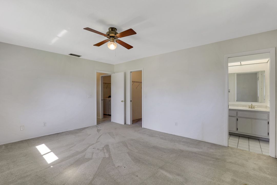 924 SE 15th St, Cape Coral, FL 33990