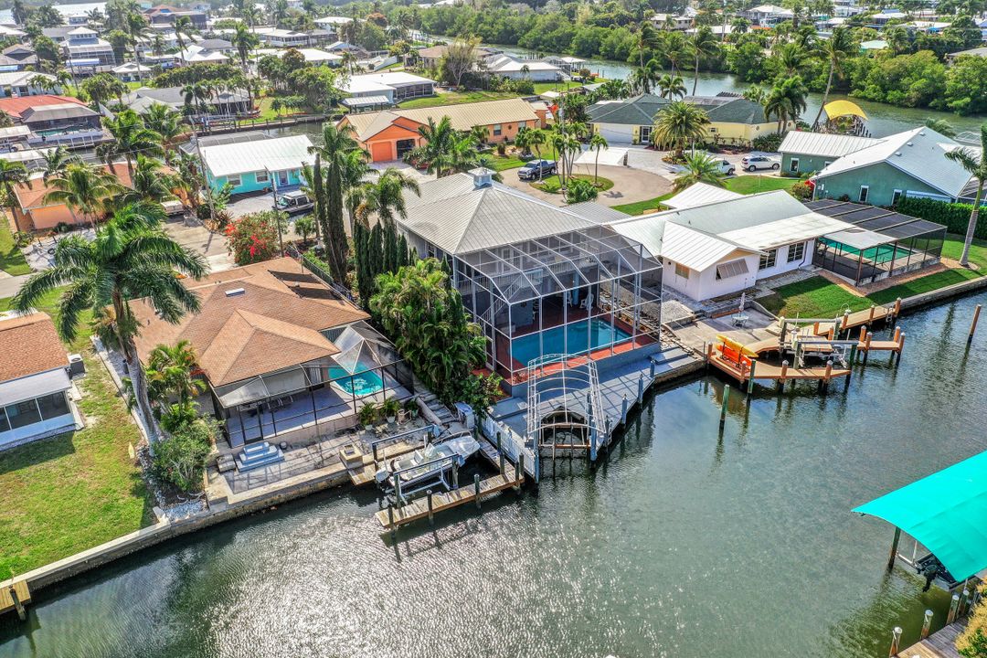 3706 Ruby Ave, Saint James City, FL 33956