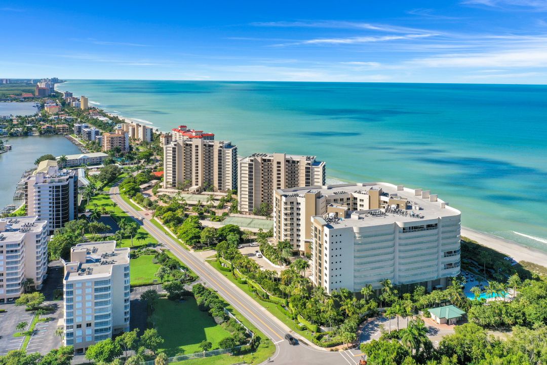 11125 Gulf Shore Dr #701, Naples, FL 34108