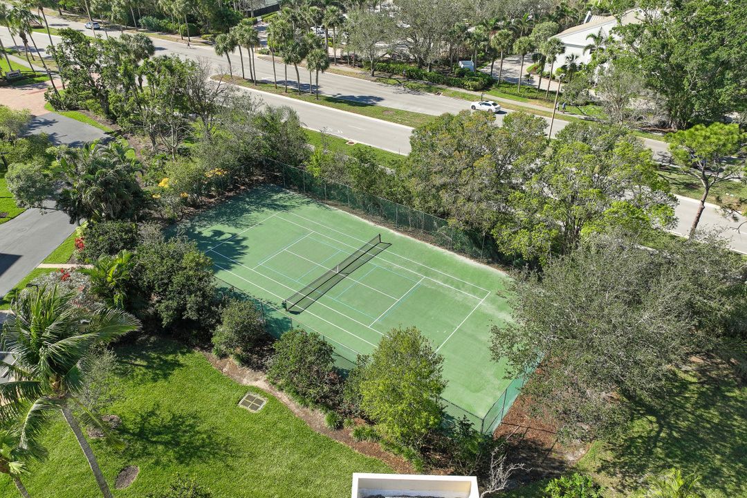 6360 Pelican Bay Blvd #PH 2C, Naples, FL 34108