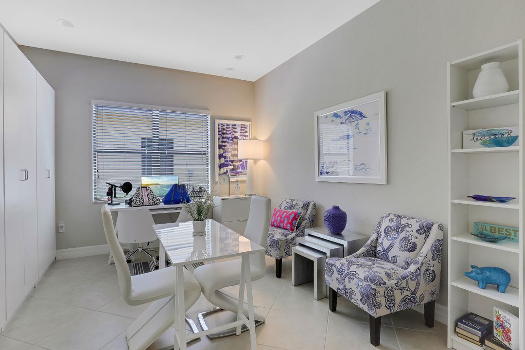 13486 Sumter Ln, Naples, FL 34109