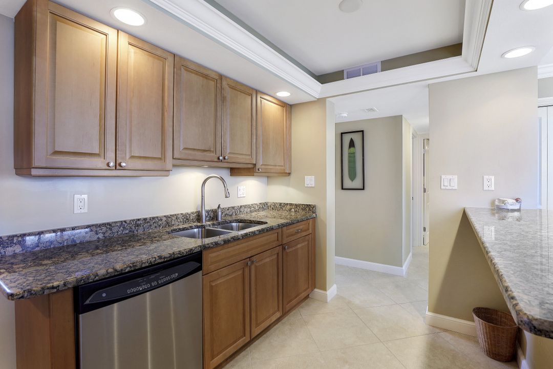 380 Seaview Ct #1203, Marco Island, FL 34145