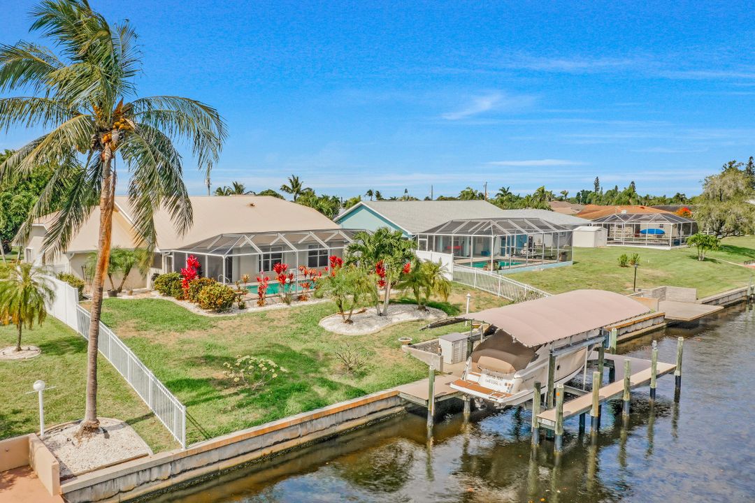1026 SE 30th St, Cape Coral, FL 33904