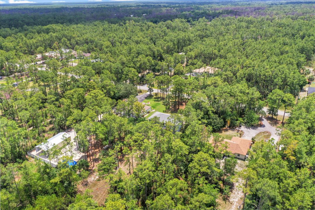 3675 10th Ave SE, Naples, FL 34117