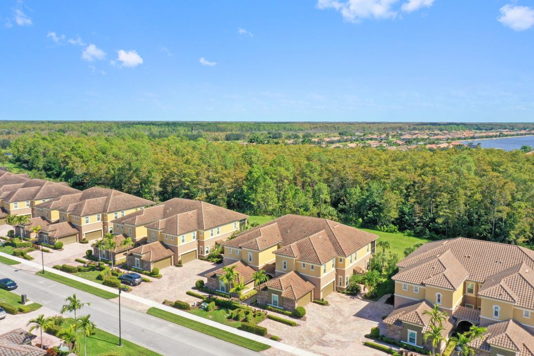 9542 Ironstone Terrace #202, Naples, FL 34120