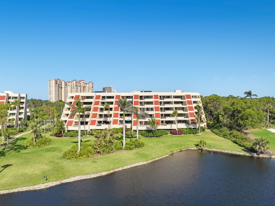 6360 Pelican Bay Blvd #PH 2C, Naples, FL 34108