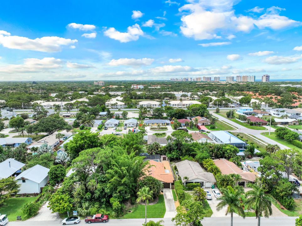 814 93rd Ave N, Naples, FL 34108