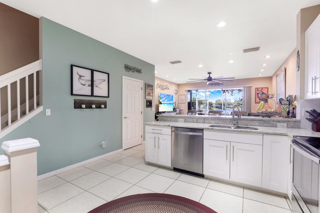 8381 Village Edge Cir  #4, Fort Myers, FL 33919