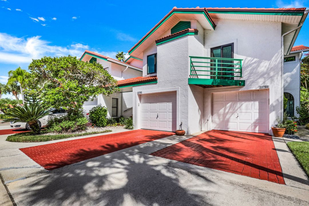 2278 Anchorage Ln #D, Naples, FL 34104