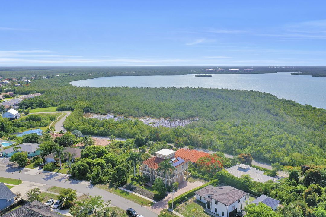 1827 Dogwood Dr, Marco Island, FL 34145