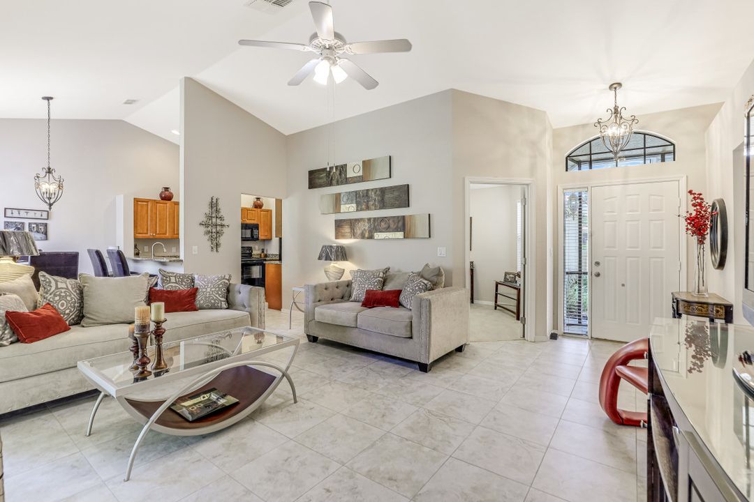 12807 Maiden Cane Ln, Bonita Springs, FL 34135