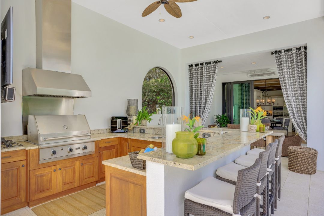 16904 Fairgrove Way, Naples, FL 34110