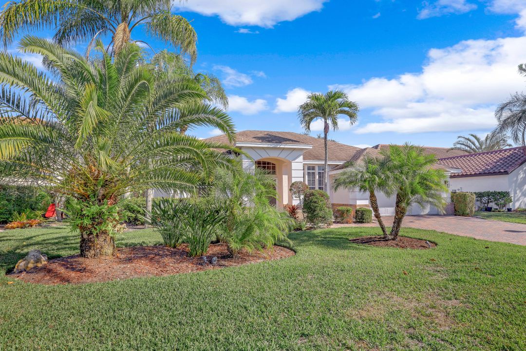 316 Lambton Ln, Naples, FL 34104