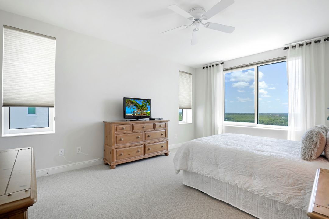 265 Indies Way #1402, Naples, FL 34110